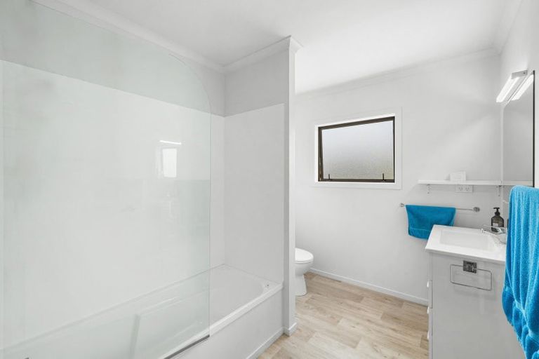 Photo of property in 16 Kedge Drive, Mangawhai, 0505