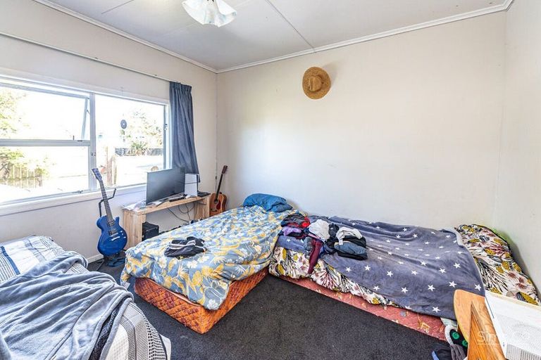 Photo of property in 34 Polson Street, Castlecliff, Whanganui, 4501