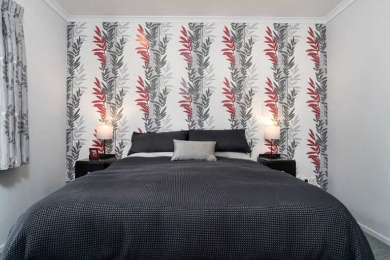 Photo of property in 50 Frederick Street, Carterton, 5713