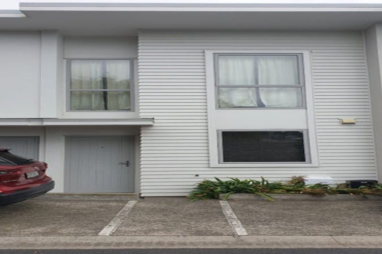 Photo of property in 10/32 Dr Taylor Terrace, Johnsonville, Wellington, 6037