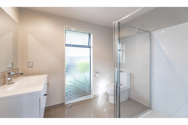 Photo of property in 28 Taiore Crescent, Marshland, Christchurch, 8083