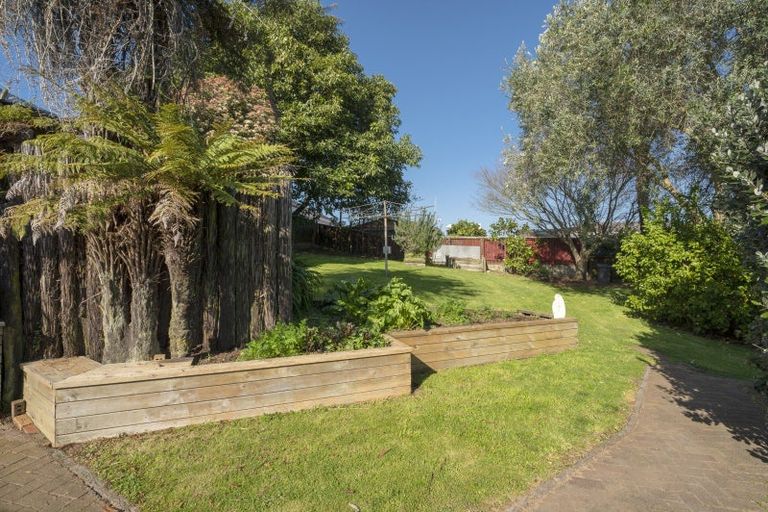 Photo of property in 100 Mansels Road, Parkvale, Tauranga, 3112