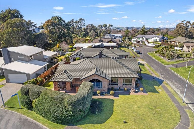 Photo of property in 1 Suffolk Drive, Otamatea, Whanganui, 4500