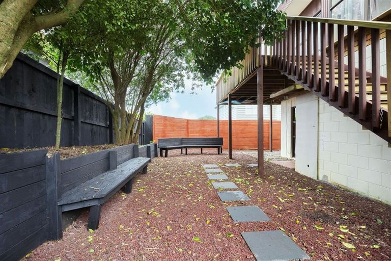 Photo of property in 198 Royal Road, Massey, Auckland, 0614