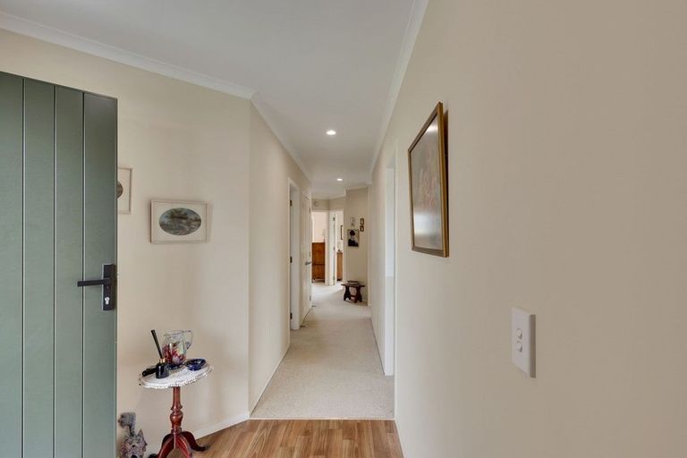 Photo of property in 1/58 Grey Street, Waitara, 4320