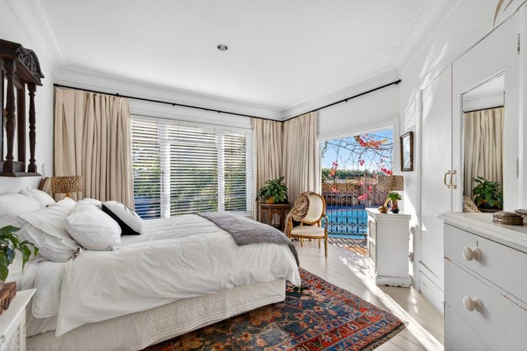 Photo of property in 56 Lucknow Road, Havelock North, 4130