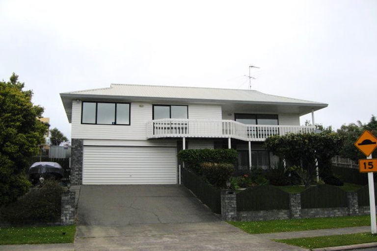 Photo of property in 23 Alec Craig Way, Gulf Harbour, Whangaparaoa, 0930