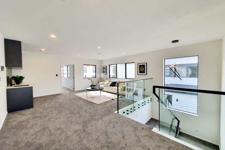 Photo of property in 5 Sager Midgley Road, Hobsonville, Auckland, 0616