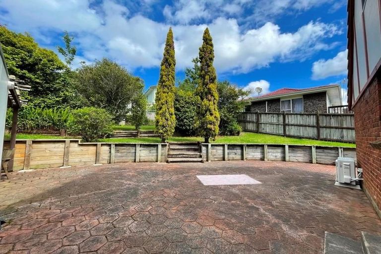 Photo of property in 1/17 Weetman Drive, Browns Bay, Auckland, 0630