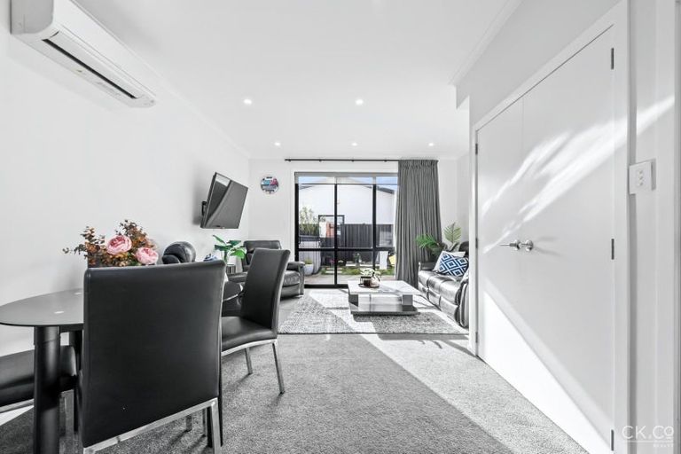 Photo of property in 15 Aston Crescent, Wallaceville, Upper Hutt, 5018