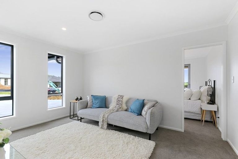 Photo of property in 128 Lisle Farm Drive, Pukekohe, 2120