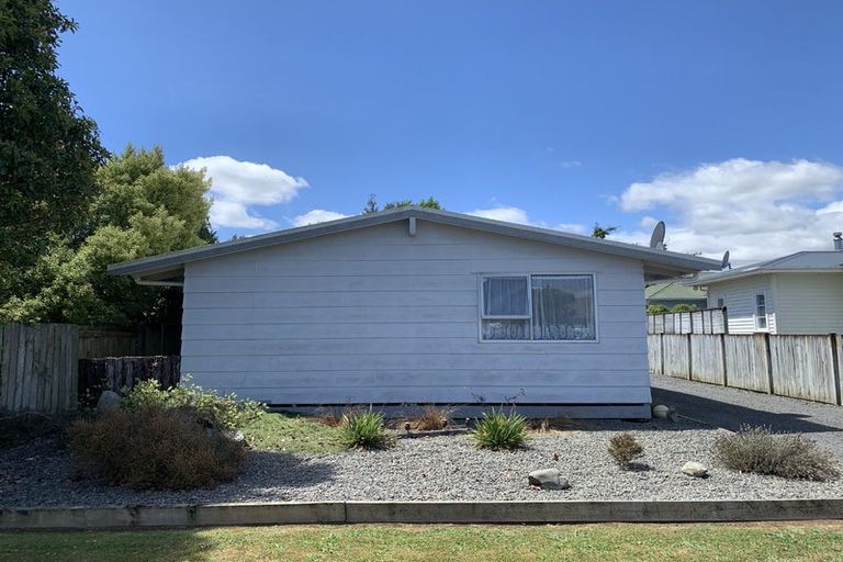 Photo of property in 2 Read Street, Levin, 5510