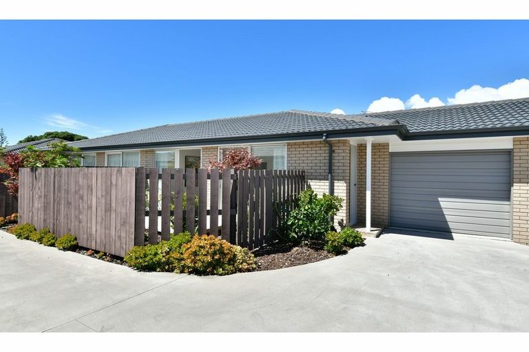 Photo of property in 28c Elizabeth Street, Orewa, 0931