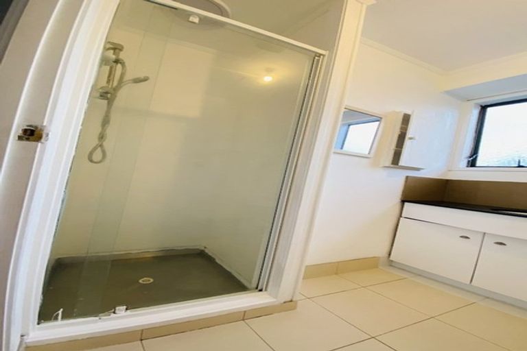 Photo of property in 49 Dissmeyer Drive, Clover Park, Auckland, 2019