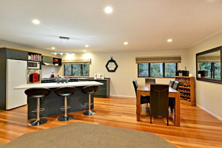 Photo of property in 729 Kaipara Coast Highway, Kaukapakapa, 0871