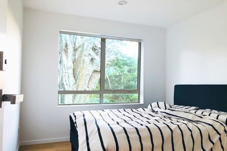 Photo of property in 74 Park Road, Glenfield, Auckland, 0629