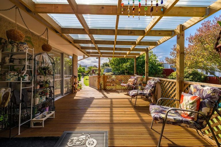 Photo of property in 16 Studholme Street, Waimate, 7924