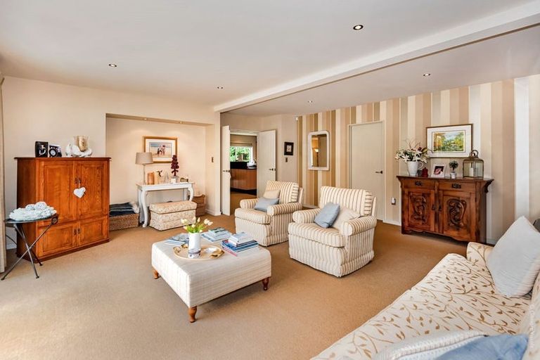 Photo of property in 11a Prossers Road, Saint Martins, Christchurch, 8022