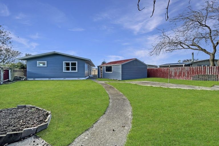 Photo of property in 28 Langley Avenue, Milson, Palmerston North, 4414