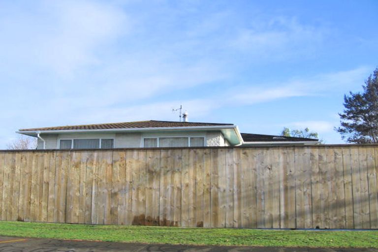 Photo of property in 3 Birkenhead Crescent, Flaxmere, Hastings, 4120