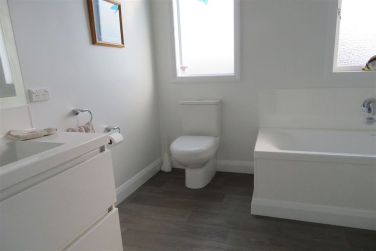 Photo of property in 807 Queen Sh25 Street, Thames, 3500