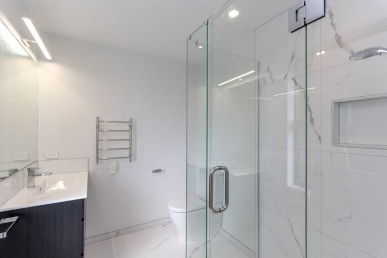 Photo of property in 5 Mackillop Way, Brooklands, New Plymouth, 4310