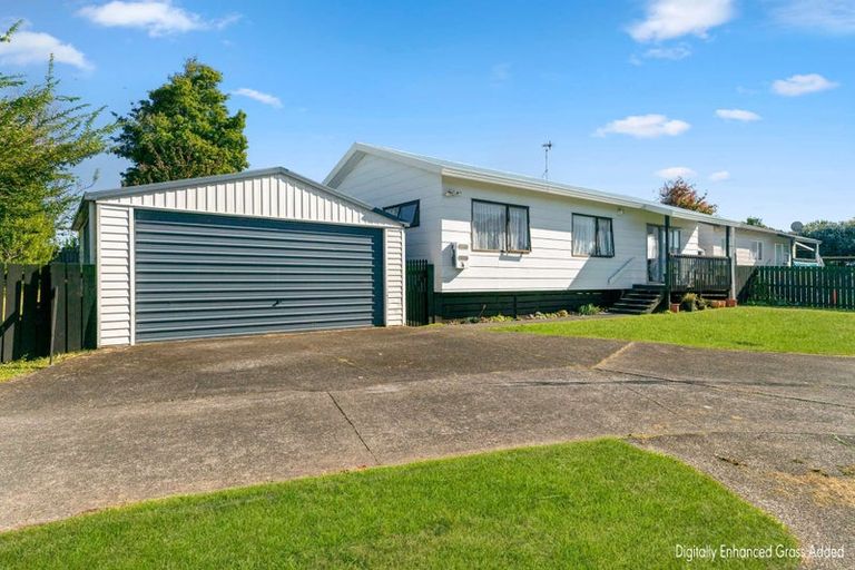 Photo of property in 7a Melleray Place, Randwick Park, Auckland, 2105