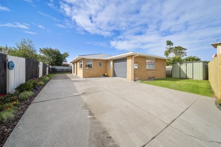 Photo of property in 12a Collins Street, Hawera, 4610
