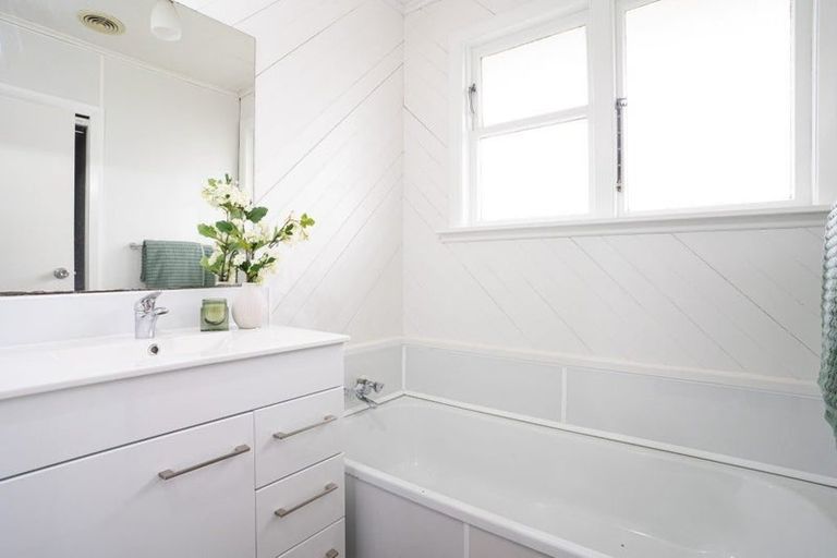 Photo of property in 20 Morley Street, Bryndwr, Christchurch, 8053