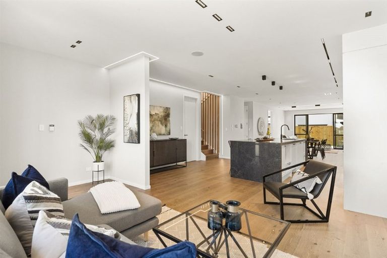 Photo of property in 3 Turbine Way, Hobsonville, Auckland, 0616