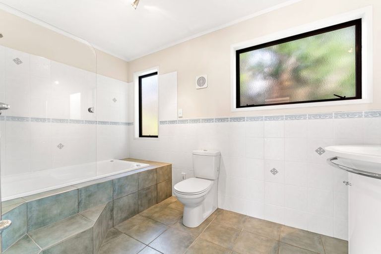 Photo of property in 47 Brixton Road, Manly, Whangaparaoa, 0930