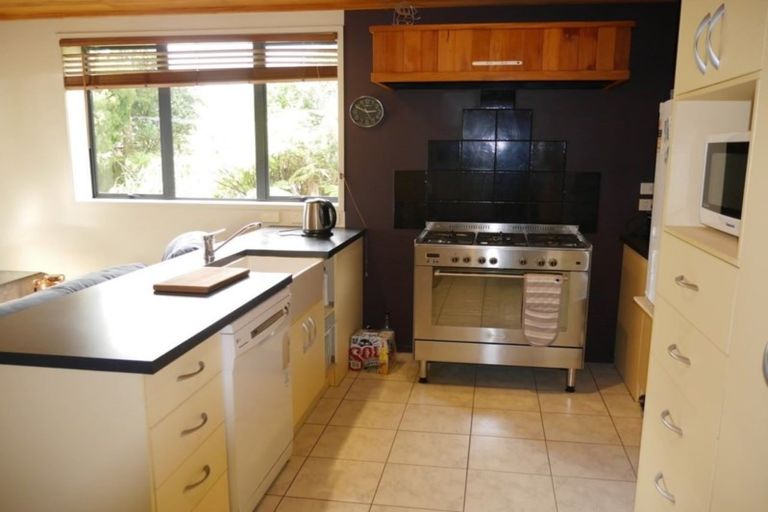 Photo of property in 15 Hurworth Road, Hurworth, New Plymouth, 4371