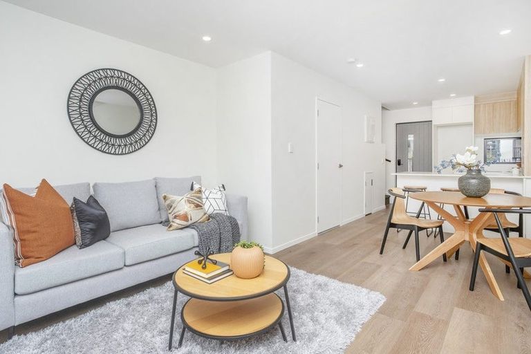 Photo of property in 38 Selo Street, Glen Eden, Auckland, 0602