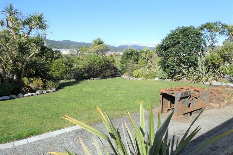 Photo of property in 87 Blake Street, Blaketown, Greymouth, 7805