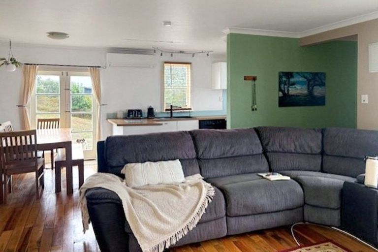 Photo of property in 5 Thomas Place, Foxton Beach, Foxton, 4815