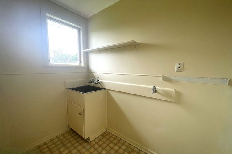 Photo of property in 82 Marne Road, Papakura, 2110