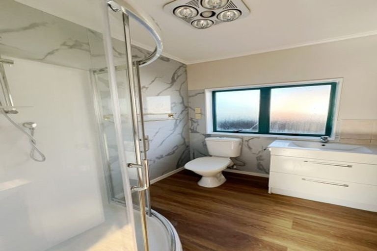 Photo of property in 1/16 Kenderdine Road, Papatoetoe, Auckland, 2025