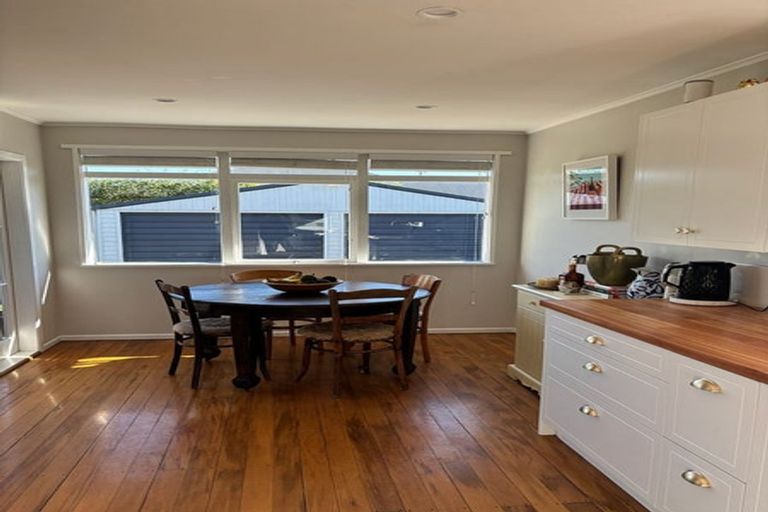 Photo of property in 3 Elliott Crescent, Havelock North, 4130