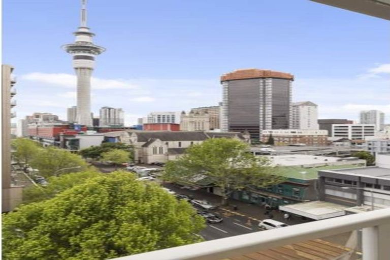 Photo of property in Harvard On Hobson Apartments, 8p/147 Hobson Street, Auckland Central, Auckland, 1010
