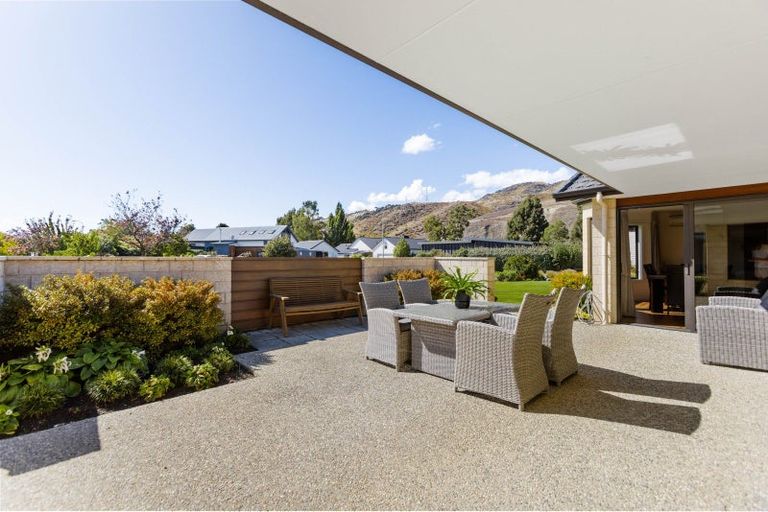 Photo of property in 1 Mitchell Place, Cromwell, 9310