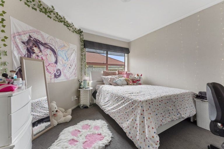 Photo of property in 52 Geneva Terrace, Kelvin Grove, Palmerston North, 4414