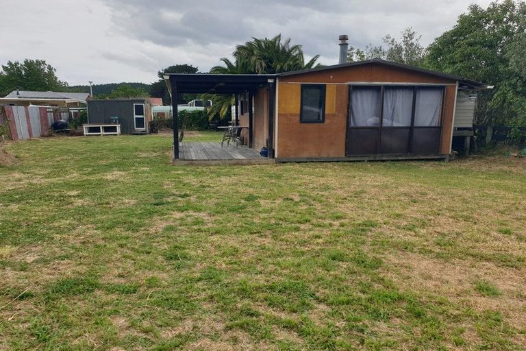 Photo of property in 6 Keppel Street, Porangahau, 4291