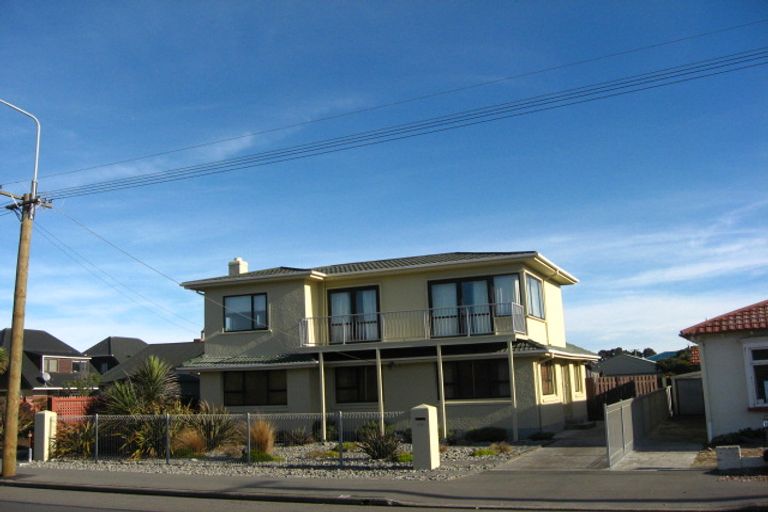Photo of property in 175 Marine Parade, New Brighton, Christchurch, 8083