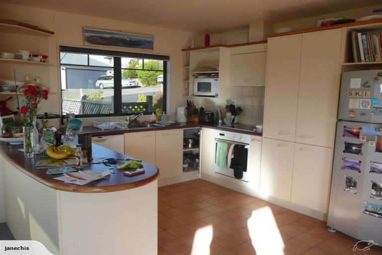 Photo of property in 20 Landsdowne Terrace, Karori, Wellington, 6012