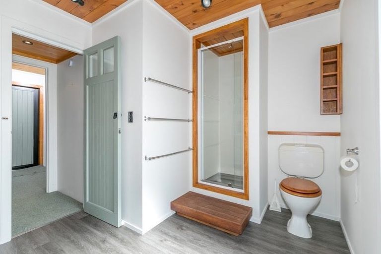 Photo of property in 10 Kakaramea Road, Pirongia, Te Awamutu, 3876