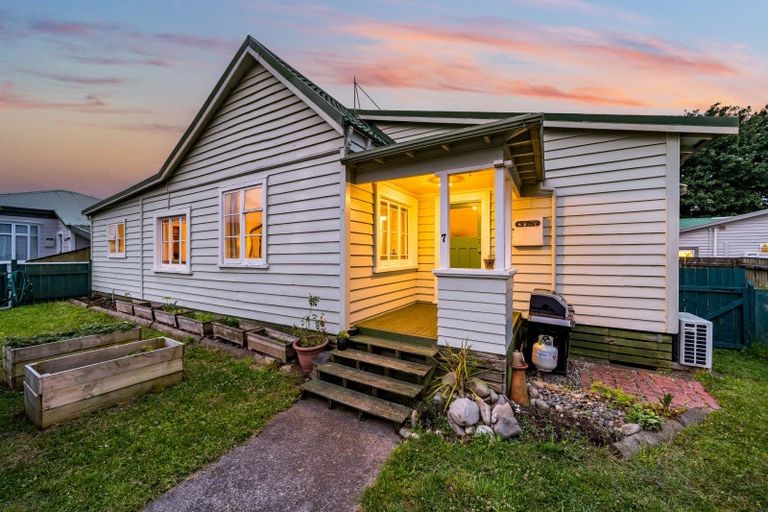 Photo of property in 579c Fergusson Drive, Trentham, Upper Hutt, 5018