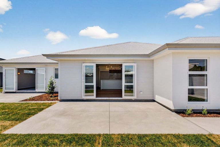 Photo of property in 2 Mohaka Street, Poraiti, 4112