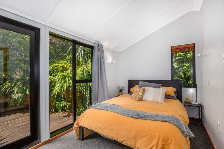 Photo of property in 316 Marine Dr York Bay, York Bay, Lower Hutt, 5013