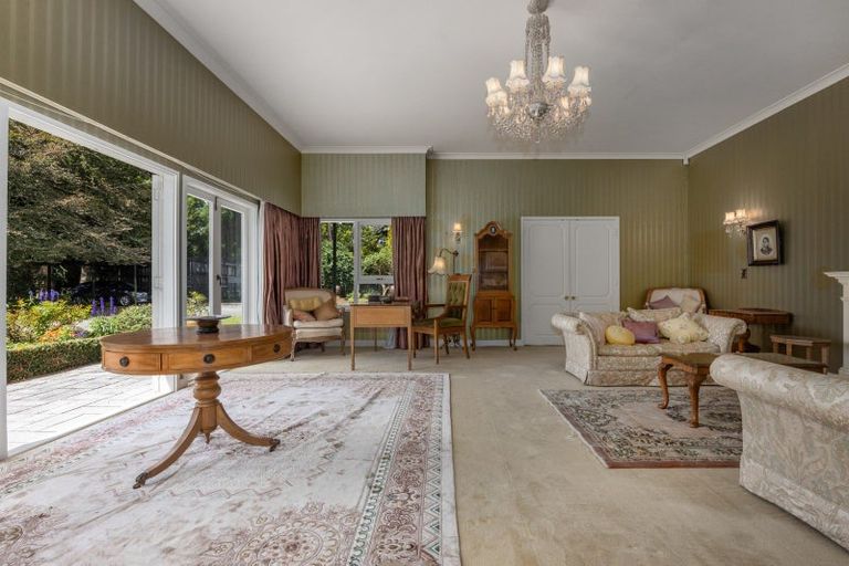 Photo of property in 208 Roslyn Road, Levin, 5510