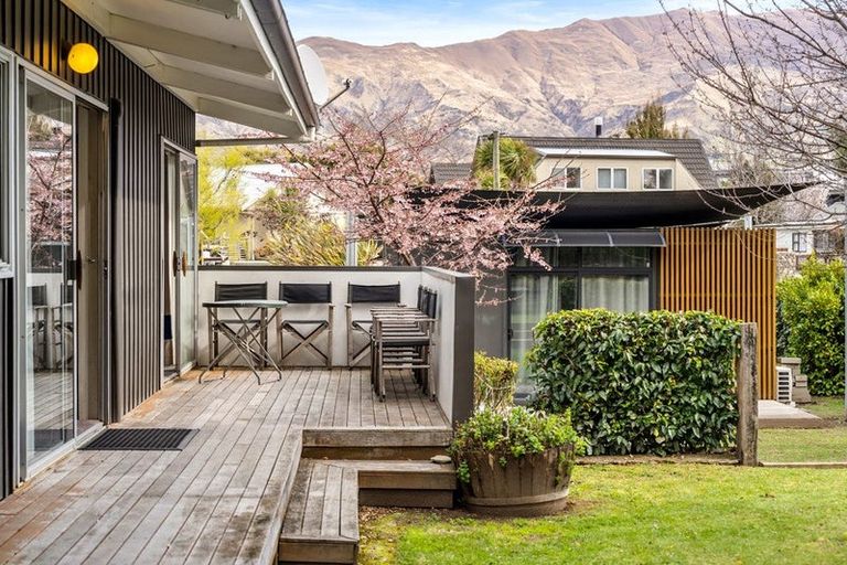 Photo of property in 11 Anderson Road, Wanaka, 9305